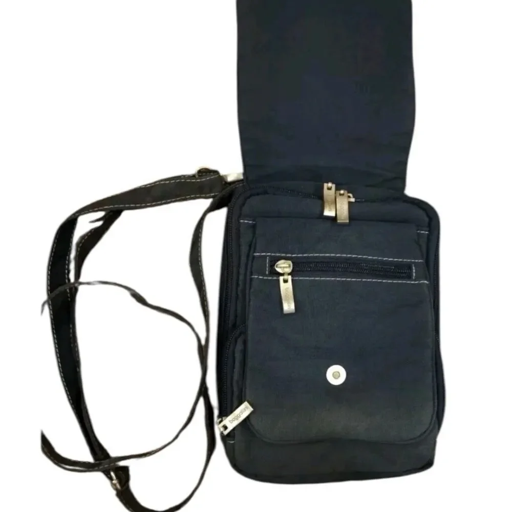 Baggallini Black Crossbody Bag with Adjustable Strap